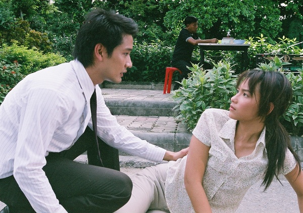 Thiên thần hay ác quỷ Bee Namthip? Sức hấp dẫn không thể cưỡng lại (2) Thiên thần hay ác quỷ Bee Namthip? Sức hấp dẫn không thể cưỡng lại (2)