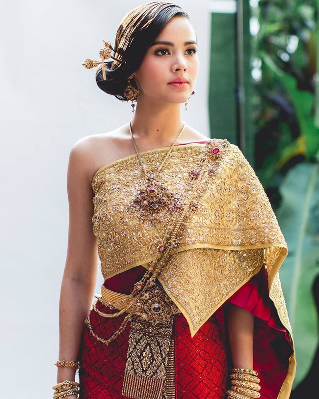 Ngắm mỹ nhân Thái đẹp xuất thần trong trang phục truyền thống (1) Ngắm mỹ nhân Thái đẹp xuất thần trong trang phục truyền thống (1)