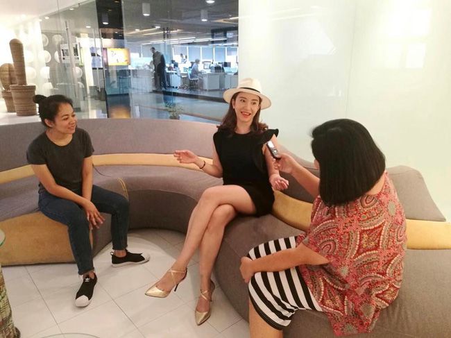Tìm hiểu về dàn trai xinh gái đẹp của "Hoàng Cung" phiên bản Thái (22) Tìm hiểu về dàn trai xinh gái đẹp của "Hoàng Cung" phiên bản Thái (22)