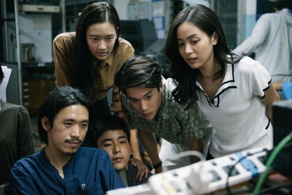 Những điều chưa biết về chàng nhà giàu học dở Steve Pat "James Teeradon" (2)