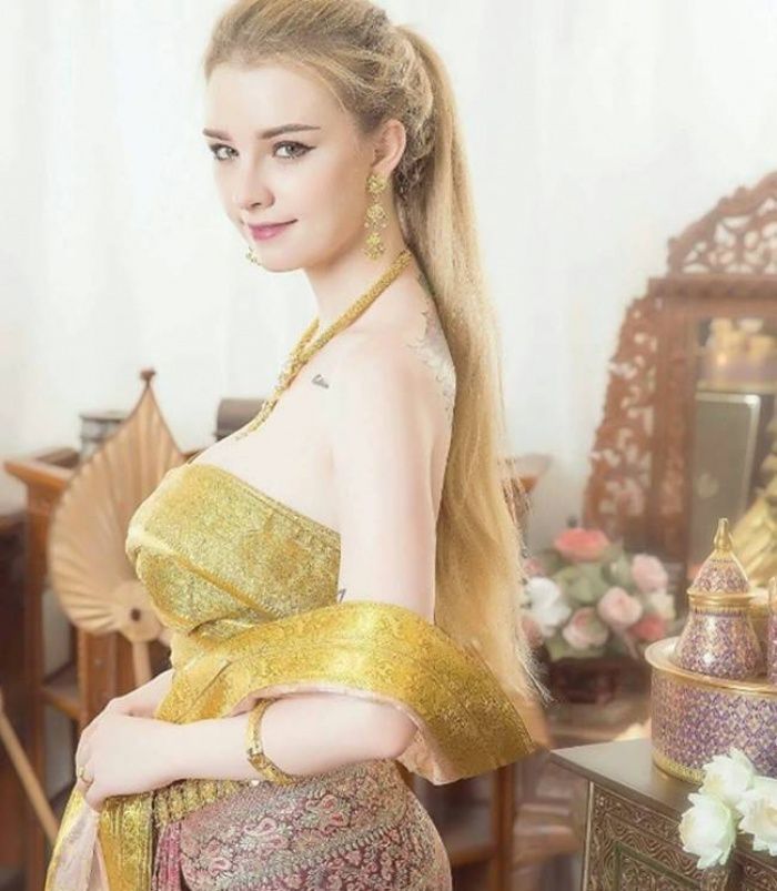 Nữ thần Thái Lan "Jessie Vard" tung bộ ảnh nóng đến nghẹt thở tuổi 18 (4)