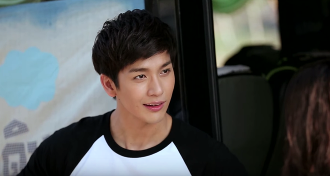 Push Puttichai: Nam thần ... kinh chính hiệu của "Ugly Duckling 1" (4)