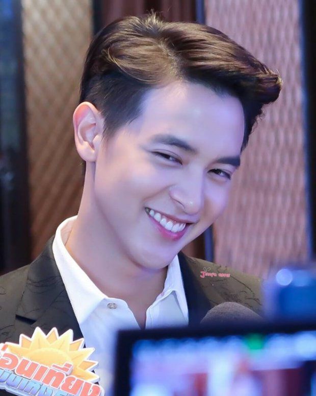 James Jirayu đồng tính? Không, hoàng tử nụ cười đã có bạn gái rồi! (3)