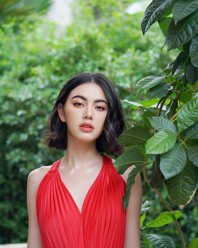 Top 3 nữ diễn viên nổi tiếng Thái Lan có Follower “khủng” trên Instagram (6)