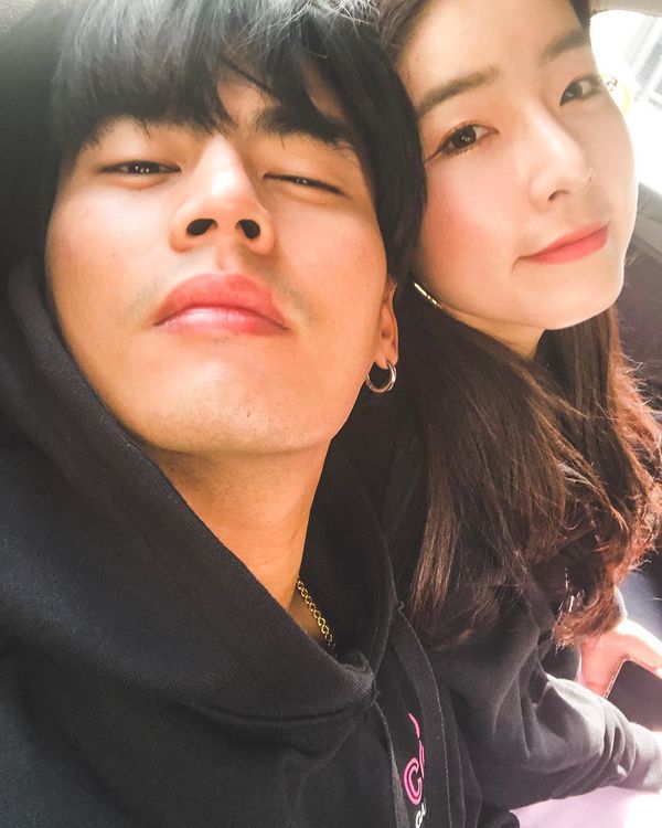 6 cặp đôi sao Thái nổi tiếng đình đám công khai hẹn hò trong năm 2019 (12)