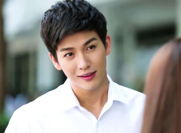 Profile Push Puttichai: Thông tin tiểu sử thánh ngoại tình của màn ảnh Profile Push Puttichai: Thông tin tiểu sử thánh ngoại tình của màn ảnh Thái (4)