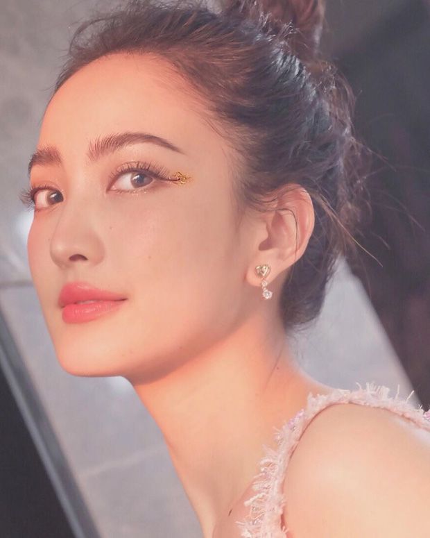 8 kiểu vẽ mắt cá tính & độc đáo được sao Thái lăng xê (5)