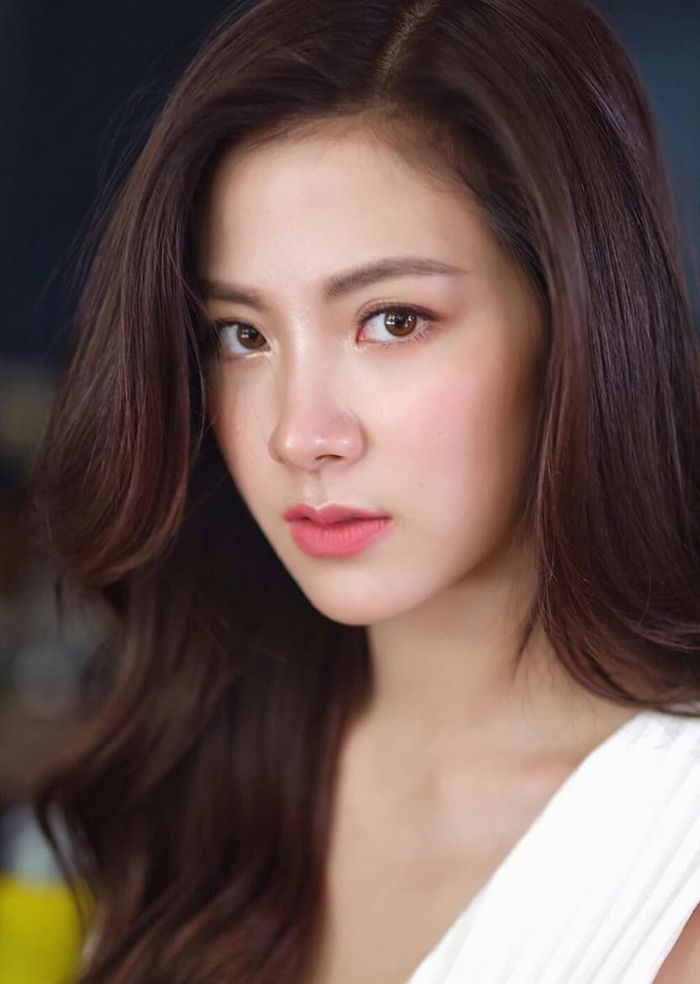 Nhan sắc hút hồn ở tuổi 33 của mỹ nhân Thái: Baifern Pimchanok 3