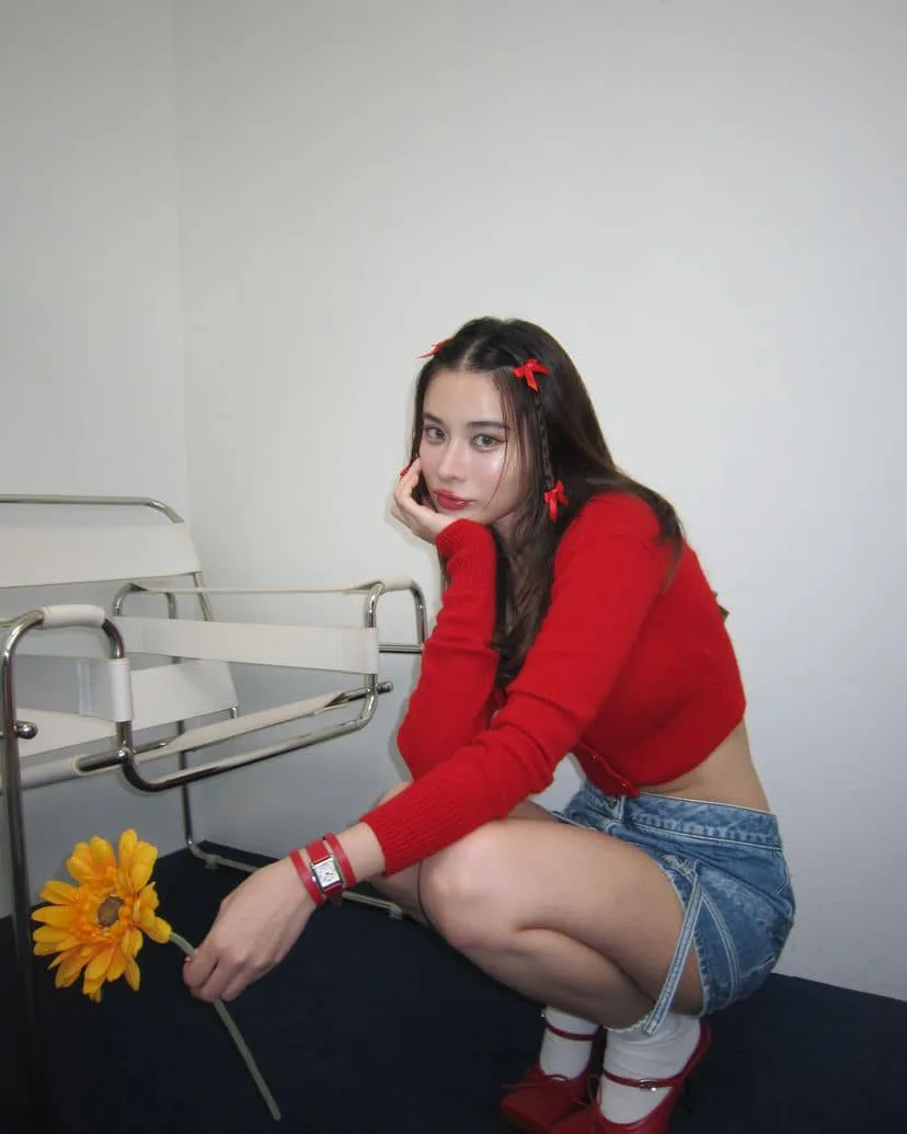 Hình ảnh trái ngược của Kao Supassara trong "Thỏ Ngọc Nơi Cung Trăng" và ngoài đời 10