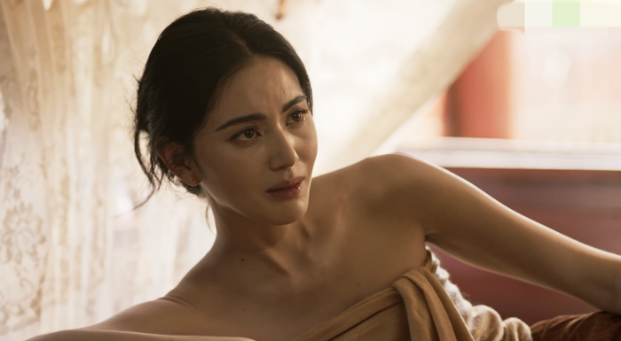 "Nữ hoàng Ayodhaya" gây sốt trở lại sau chiến thắng danh giá 4