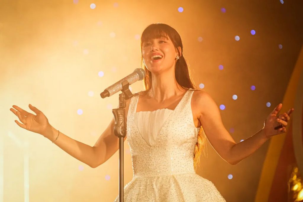 Cặp đôi phim Thái Lan "Người đẹp và Quái lạ" đốn tim fan Việt - 3 Cặp đôi phim Thái Lan "Người đẹp và Quái lạ" đốn tim fan Việt - 3